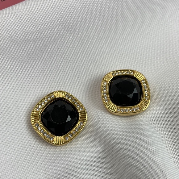 Vintage SAL Swarovski Black Crystal with rhinestone clip earring 1” - Picture 5 of 5